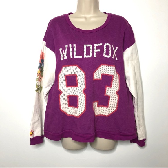 Wildfox Tops - Wildfox wild 83 campfire sweatshirt crewneck S A9